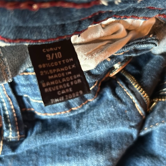 Shorts - Picture 4 of 7